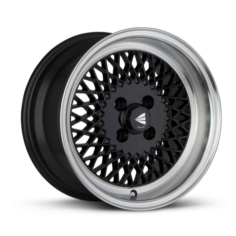15×7.0 Enkei92 Classic Line / 5×114.3 / ET 38mm