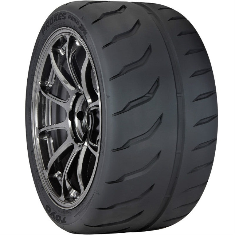 Toyo Proxes R888R Tire – 285/30ZR20 95Y