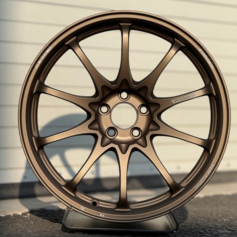 Volk Racing CE28N-Plus 18×9.5 +38 5×120 Blast Bronze (SET)