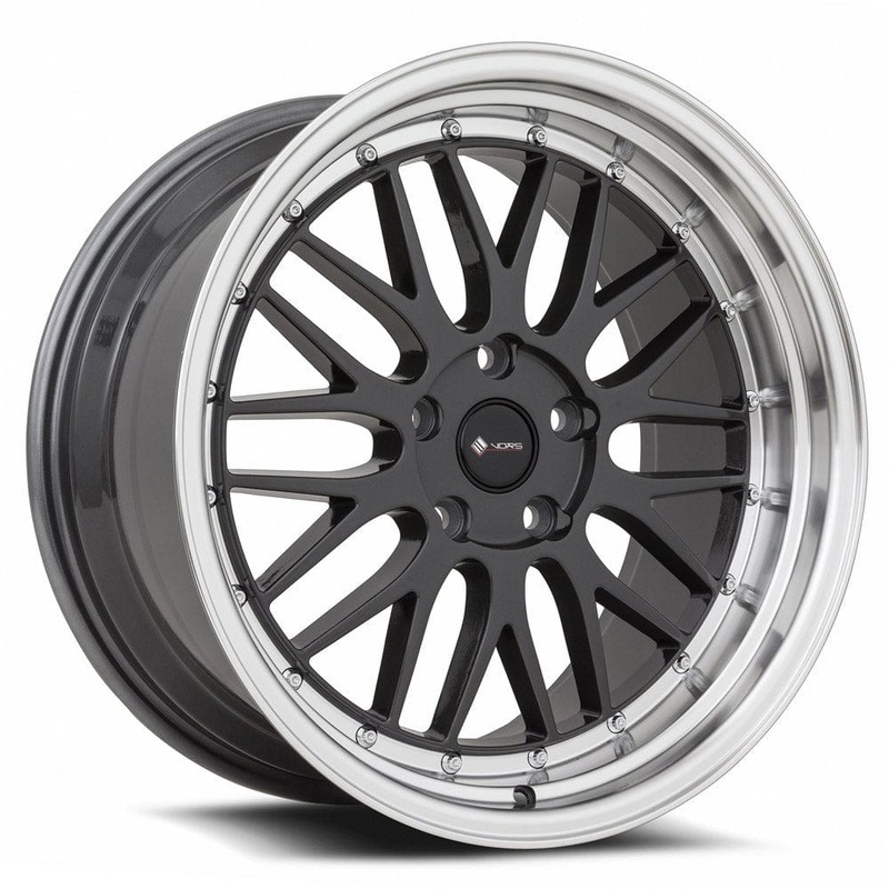 VORS VR8 18″ 5×114.3 Hyper Black Machine Lip Chrome Rivet