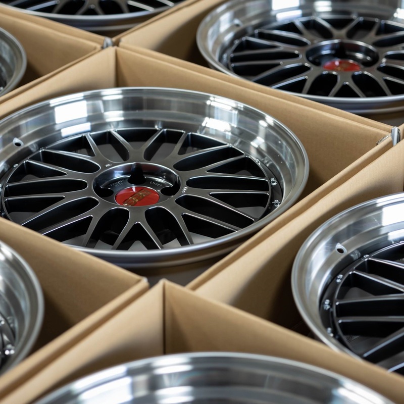 BBS LM 20×9 +42, 20×12 +72 5×130 Diamond Black (SET)